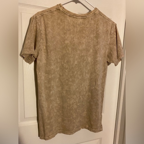 Obey T-Shirt - Picture 6 of 7